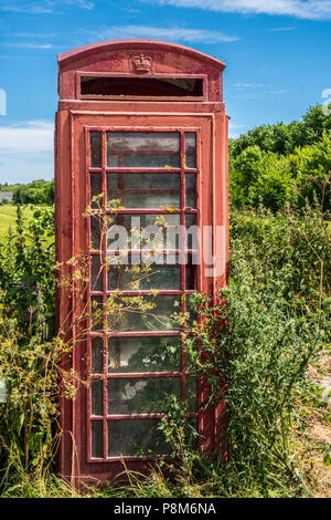 Stillgelegten britischen Telefonzelle Stockfoto