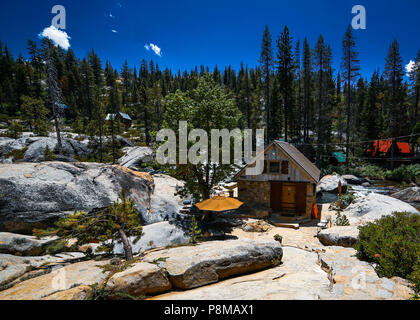 Kalifornien Kabine von der mountain river Stockfoto