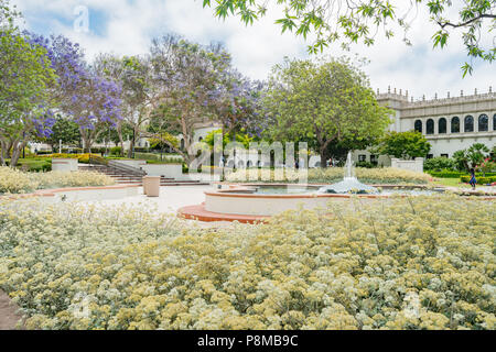 San Diego, 27.Juni: Schöne Colachis PLAZA der Universität von San Diego am 27.Juni 2018 in San Diego, Kalifornien Stockfoto