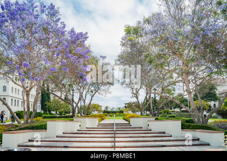 San Diego, 27.Juni: Schöne Colachis PLAZA der Universität von San Diego am 27.Juni 2018 in San Diego, Kalifornien Stockfoto