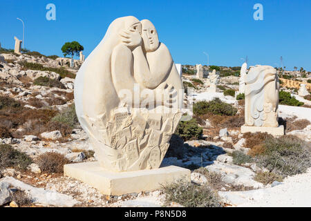 Namenlose Skulptur in Ayia Napa International Sculpture Park, Ayia Napa, Zypern Stockfoto
