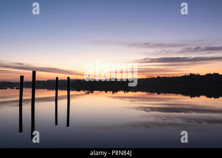 USA, Massachusetts, CAPE COD, EASTHAM, Anlegestelle bei Sonnenaufgang Stockfoto