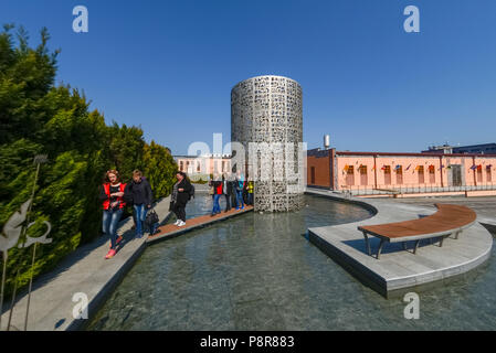 Ukraine Shabo. 02. April 2017. FONTAN DIONYSOS. SHABO Wein Kultur Zentrum Region Odessa. Spritzer auf einen Brunnen in der Stadt Umwelt, Stadt Brunnen an einem sonnigen Tag, Kunst Stockfoto