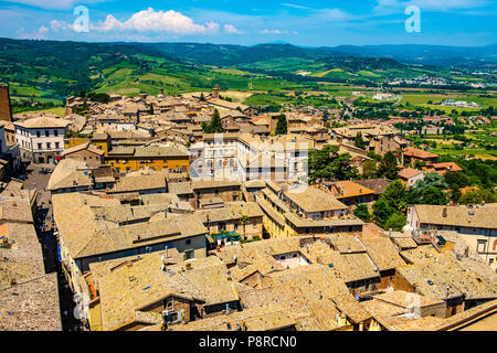 Orvieto, Umbrien/Italien - 2018/05/26: Panoramaaussicht Altstadt von Orvieto und Umbrien. Stockfoto