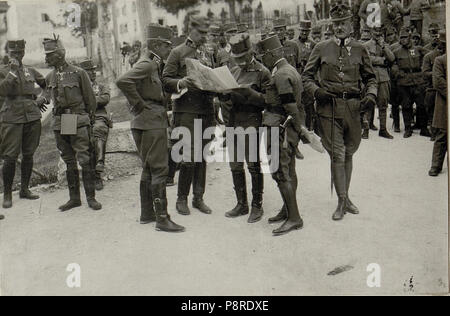. 359 Karl I. besucht Folgaria (Vielgereuth), 15.5.1917 (BildID) 15553024 Stockfoto