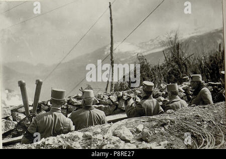 . 359 Karl I. besucht Folgaria (Vielgereuth), 15.5.1917 (BildID) 15553066 Stockfoto
