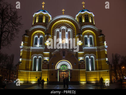 Kiew, Ukraine - die Hauptstadt der Ukraine ist eine faszinierende Mischung aus orthodoxen Geschichte und sowjetischen Erbe. Hier insbesondere die St. Vladimir Cathedral Stockfoto