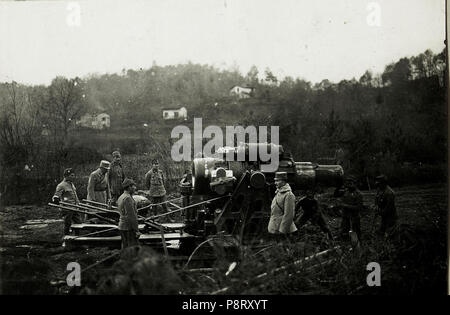 20 30,5 cm Mörser in Stellung im Rosental bei Villa Starkenfels, 8.11.1915. (BildID) 15594003 Stockfoto