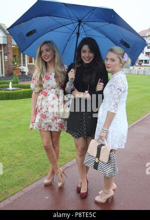 Manchester, UK Soapstars in Manchester City Centre credit Ian Fairbrother/Alamy Stockfotos Stockfoto