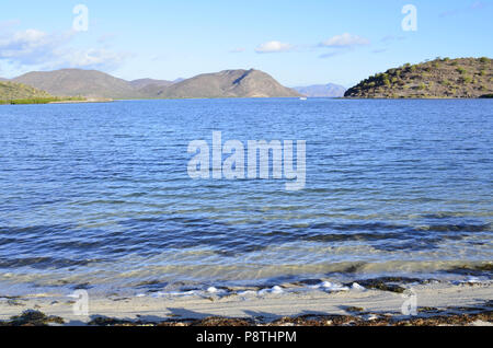 Blaue Wasser der See von Cortez Insel Landschaft Meer Küste Stockfoto