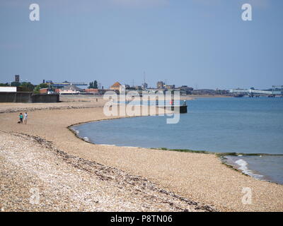 Sheerness, Kent, Großbritannien. 13. Juli 2018. UK Wetter: ein sonniger und warmer Tag in Sheerness, Kent. Credit: James Bell/Alamy leben Nachrichten Stockfoto