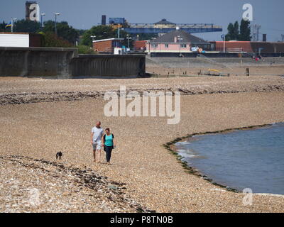 Sheerness, Kent, Großbritannien. 13. Juli 2018. UK Wetter: ein sonniger und warmer Tag in Sheerness, Kent. Credit: James Bell/Alamy leben Nachrichten Stockfoto