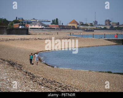 Sheerness, Kent, Großbritannien. 13. Juli 2018. UK Wetter: ein sonniger und warmer Tag in Sheerness, Kent. Credit: James Bell/Alamy leben Nachrichten Stockfoto