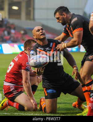 Salford, Großbritannien, am Freitag, dem 13. Juli 2018, AJ Bell Stadium, Salford, England; Betfred Super League, Salford Roten Teufel v Castleford Tiger; Jake Webster aus Castleford Tiger feiert seinen 2. Versuchen Sie, Kredit: Aktuelles Bilder/Alamy leben Nachrichten Stockfoto