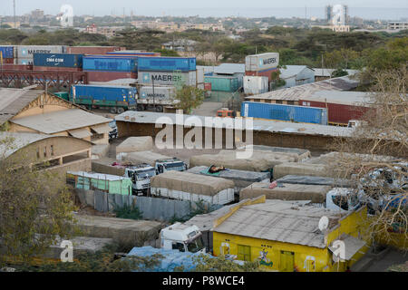 Äthiopien, Dire Dawa, Bahnhof, Container Terminal der alten Bahnstrecke Djibouti-Addis Abeba/AETHIOPIEN, Dire Dawa, Bahnhof und Umschlagplatz der alten Eisenbahnlinie Djibouti-Addis Abeba Stockfoto