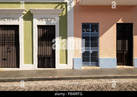 Multi-farbigen Häuser in Puerto Rico im karibischen Meer Stockfoto