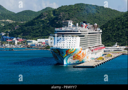 Norwegische Abreiß-Kreuzfahrtschiff Stockfoto