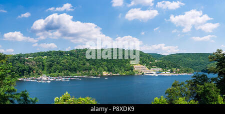 Power Boote im Sommer auf Cheat See Morgantown Stockfoto