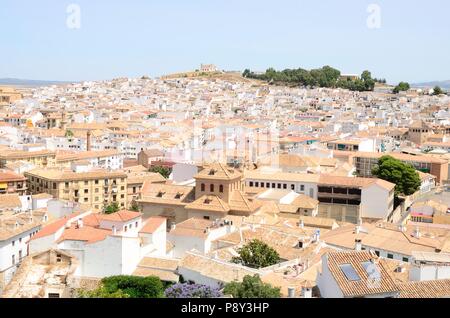 Stadtbild aus der Sicht Almenillas in Antequera, einer Stadt in der Provinz Malaga, Andalusien, Spanien. Stockfoto