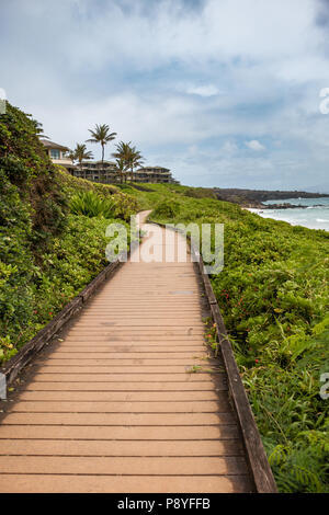 Boardwalk auf Kapalua Coastal Trail, Maui Stockfoto