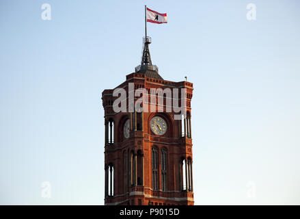 Berlin, Deutschland, das Rote Rathaus Stockfoto