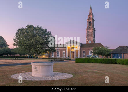 Das Royal Hospital School in Suffolk mit einem Denkmal für die Schlacht von Jütland. Stockfoto