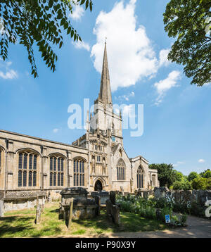 Kirche St. Johannes der Täufer in Burford. Stockfoto