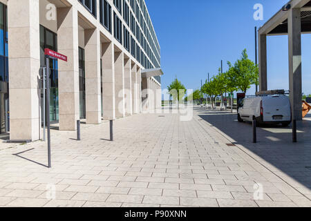 BERLIN/Deutschland - VOM 29. APRIL 2018: Passenger Terminal Flughafen Berlin Brandenburg, Willy Brandt. Die GVO ist ein internationaler Flughafen im Bau Stockfoto