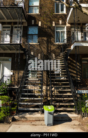 MONTREAL - April 2018: Die Plateau-Mont-Royal in Montreal, QC auf Oktober 10,2013. Es ist die am dichtesten besiedelte Gemeinde in Kanada, mit 101,054 peo Stockfoto