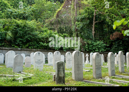 Friedhof in Hong Kong Downtown an einem sonnigen Tag Stockfoto