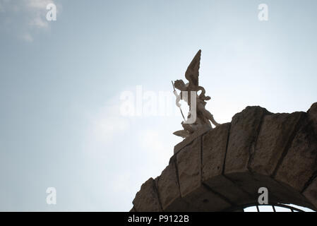 Friedhof in Hong Kong Downtown an einem sonnigen Tag Stockfoto