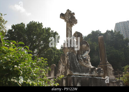 Friedhof in Hong Kong Downtown an einem sonnigen Tag Stockfoto