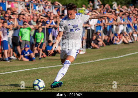 Cameron Coxe von Cardiff City in Aktion gegen Taffs gut. Taffs gut gegen Cardiff City Freundschaftsspiel im Rhiw'r DDAR Stadion am 6th Aug 19. Stockfoto