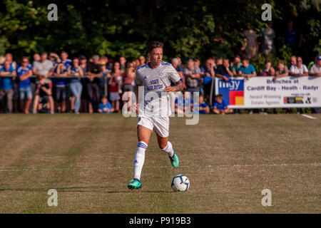 Cameron Coxe von Cardiff City in Aktion gegen Taffs gut. Taffs gut gegen Cardiff City Freundschaftsspiel im Rhiw'r DDAR Stadion am 6th Aug 19. Stockfoto