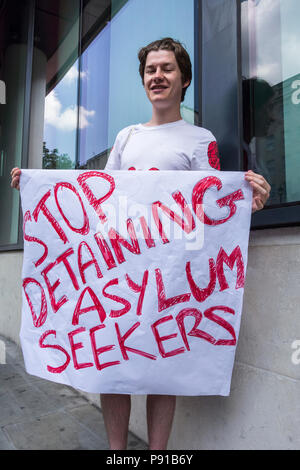 London, England, UK. 13. Juli, 2018. Demonstranten in London, um gegen Donald Trump Besuch in Großbritannien © Benjamin John/Alamy Leben Nachrichten. Stockfoto