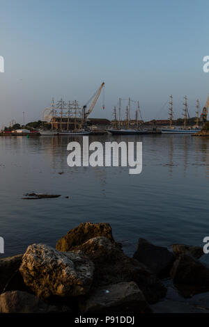 Sunderland, Großbritannien, 13. Juli 2018. Tall Ships 2018 von Roker Hafen, Sunderland Credit: Daniel Magill/Alamy leben Nachrichten Stockfoto