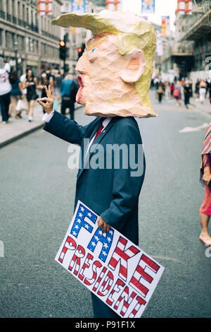 London, United Kingdon. 13. Juli 2018. 100.000 protestieren in London gegen den Besuch von US-Präsident Donald Trump Credit: Tom Leighton/Alamy leben Nachrichten Stockfoto