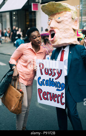 London, United Kingdon. 13. Juli 2018. 100.000 protestieren in London gegen den Besuch von US-Präsident Donald Trump Credit: Tom Leighton/Alamy leben Nachrichten Stockfoto