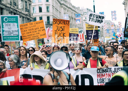 London, United Kingdon. 13. Juli 2018. 100.000 protestieren in London gegen den Besuch von US-Präsident Donald Trump Credit: Tom Leighton/Alamy leben Nachrichten Stockfoto