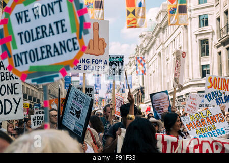 London, United Kingdon. 13. Juli 2018. 100.000 protestieren in London gegen den Besuch von US-Präsident Donald Trump Credit: Tom Leighton/Alamy leben Nachrichten Stockfoto