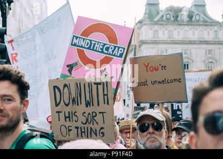 London, United Kingdon. 13. Juli 2018. 100.000 protestieren in London gegen den Besuch von US-Präsident Donald Trump Credit: Tom Leighton/Alamy leben Nachrichten Stockfoto