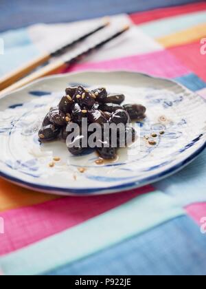Asiatische Lebensmittel gegart bean Sojasoße Stockfoto