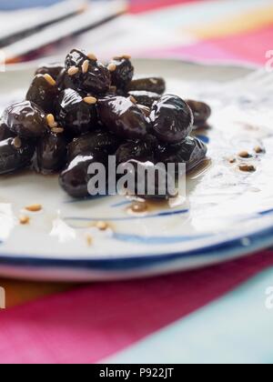 Asiatische Lebensmittel gegart bean Sojasoße Stockfoto