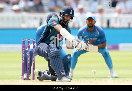 England's Moeen Ali Fledermäuse während des zweiten Royal London einen Tag Länderspiel auf Lord's, London. Stockfoto