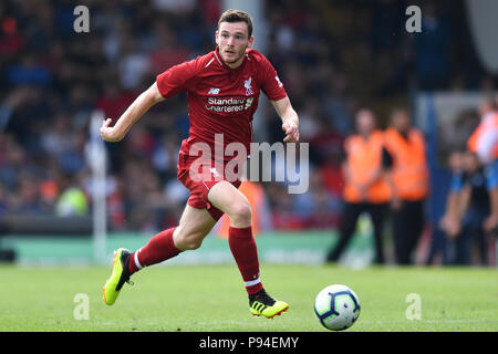 Liverpools Andrew Robertson in Aktion während der pre-Season Match an der Energy Check Stadium, begraben. PRESS ASSOCIATION Foto. Bild Datum: Samstag, Juli 14, 2018. Siehe PA-Geschichte Fußball begraben. Photo Credit: Anthony Devlin/PA-Kabel. Einschränkungen: EDITORIAL NUR VERWENDEN Keine Verwendung mit nicht autorisierten Audio-, Video-, Daten-, Spielpläne, Verein/liga Logos oder "live" Dienstleistungen. On-line-in-Verwendung auf 75 Bilder beschränkt, kein Video-Emulation. Keine Verwendung in Wetten, Spiele oder einzelne Verein/Liga/player Publikationen. Stockfoto