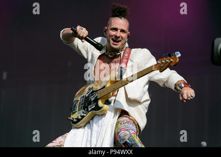 London, UK, 14. Juli 2018. Cole Whittle von dnce führt auf der Bühne Barclaycard vorhanden Britische Sommerzeit Hyde Park Hyde Park am 14. Juli in London, England 2018. Quelle: Georgia Taylor/Alamy leben Nachrichten Stockfoto