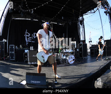 Portsmouth, Virginia, USA. 13. Juli 2018. Pfeffer bringt einige amerikanische Reggae in die Union Bank und Vertrauen Pavillion in Portsmouth, Virginia am 13. Juli 2018. © Jeff Moore 2018 Credit: Jeff Moore/ZUMA Draht/Alamy leben Nachrichten Stockfoto