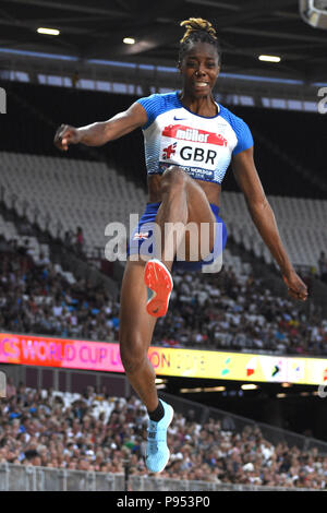 London, Großbritannien. 14. Juli 2018. Die Eröffnungs-Leichtathletik-WM beginnt an der Londoner Stadion. Großbritannien und NI Kapitän Lothringen Ugen springt 6,86 Meter lange der Frauen springen, den ersten Platz zu sichern. Credit: Nigel Bramley/Alamy leben Nachrichten Stockfoto