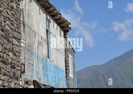 Xinaliq, Aserbaidschan, ein abgelegenes Bergdorf im Kaukasus Stockfoto