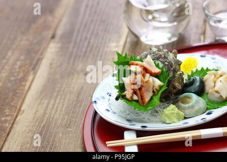 Sazae keine Sashimi, Japanisch frische rohe melshellfish Sashimi Stockfoto